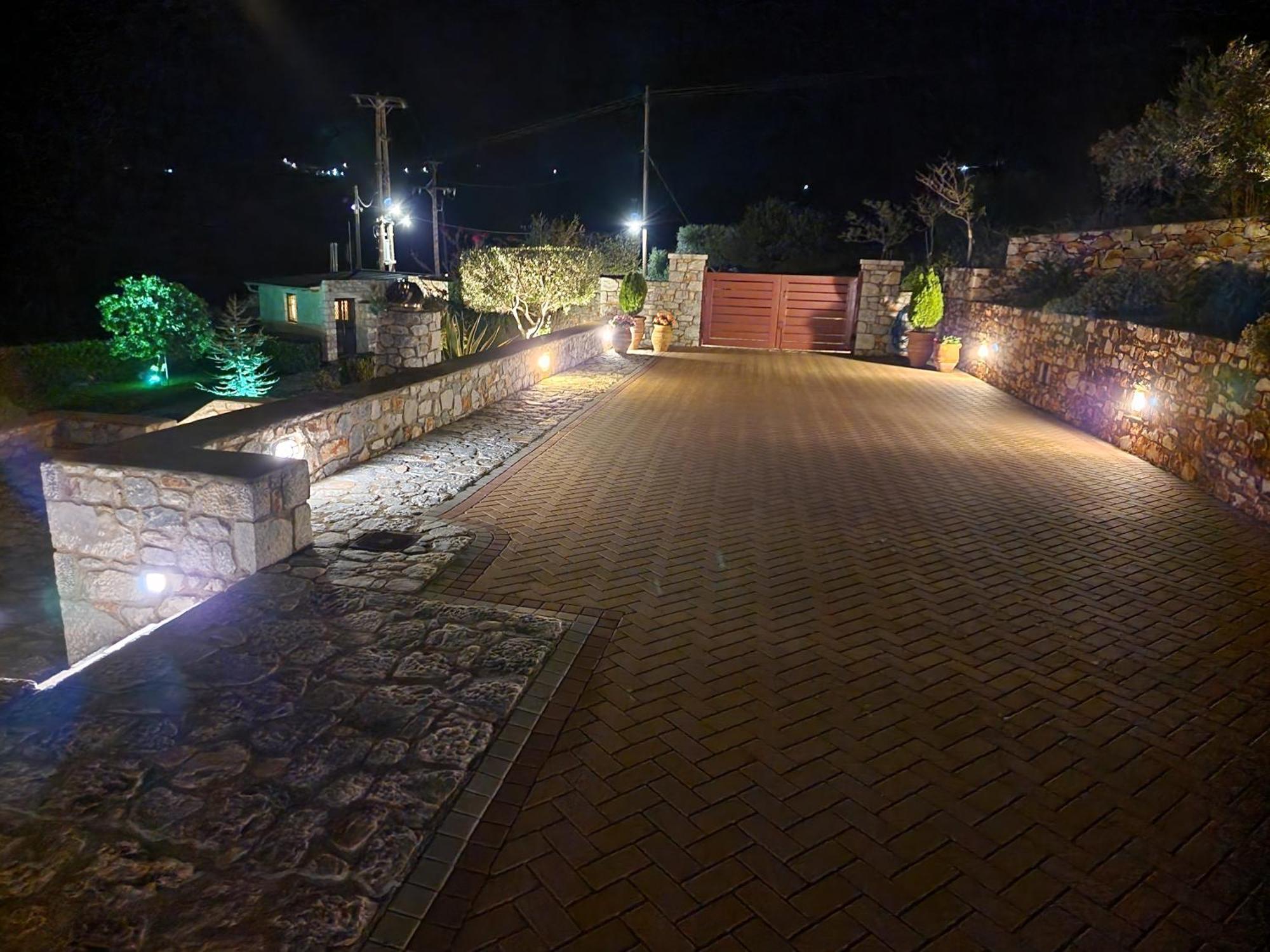Focalion Castle Luxury Suites Pírgos Dhiroú Exterior foto