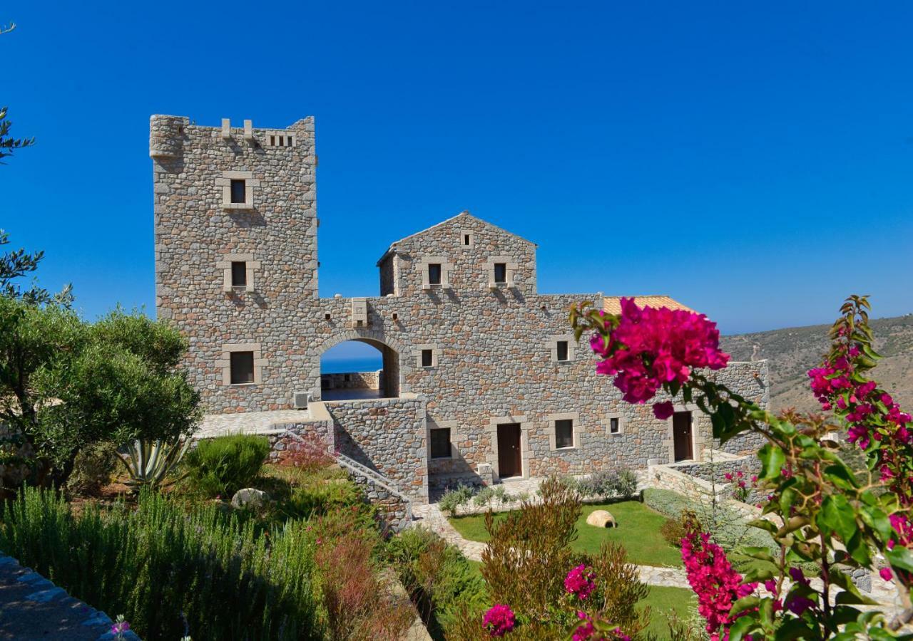 Focalion Castle Luxury Suites Pírgos Dhiroú Exterior foto