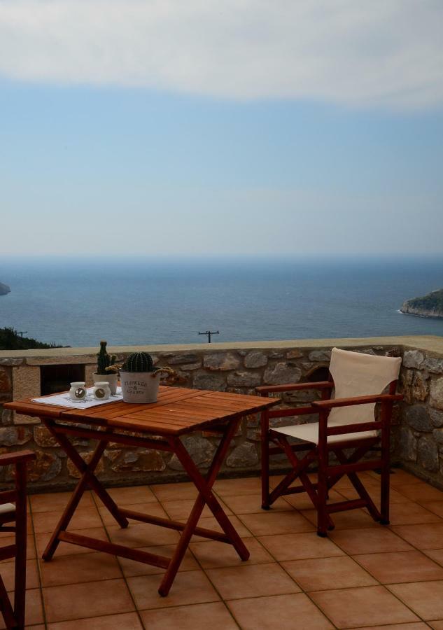 Focalion Castle Luxury Suites Pírgos Dhiroú Exterior foto
